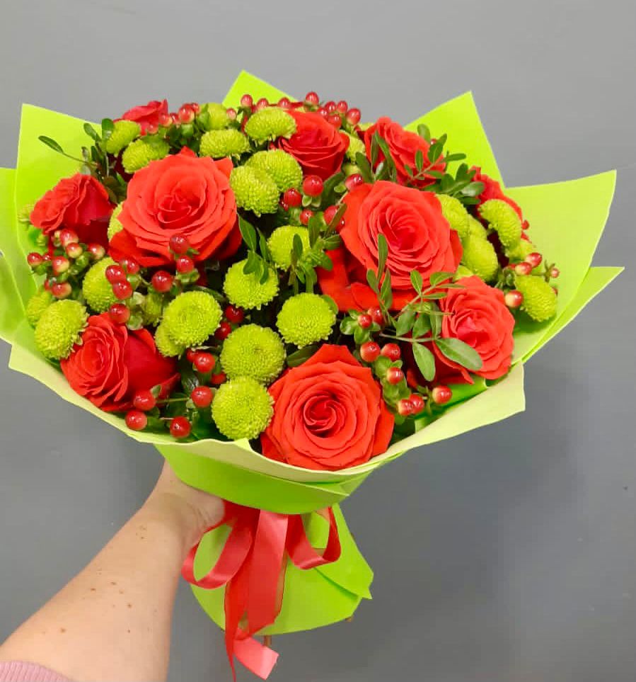 Букет цветов из: Хризантемы и Розы в Васильево