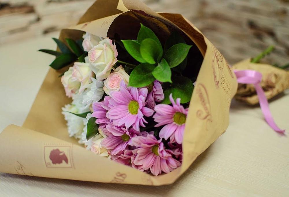 Букет цветов из: Розы и Хризантемы в Васильево