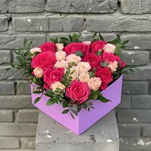 Цветочная композиция из Розы в коробке в Васильево