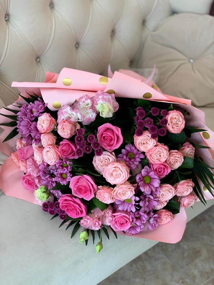 Букет цветов из: Хризантемы, Розы и Лизиантусы в Васильево