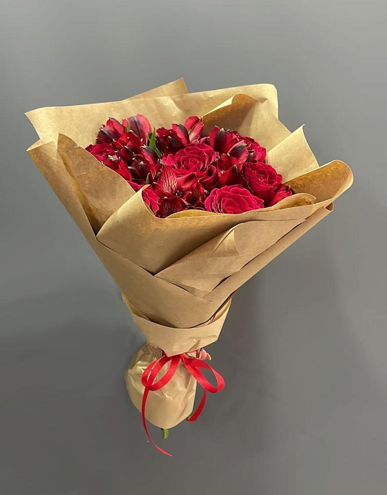 Букет цветов из: Альстромерии и Розы в Васильево