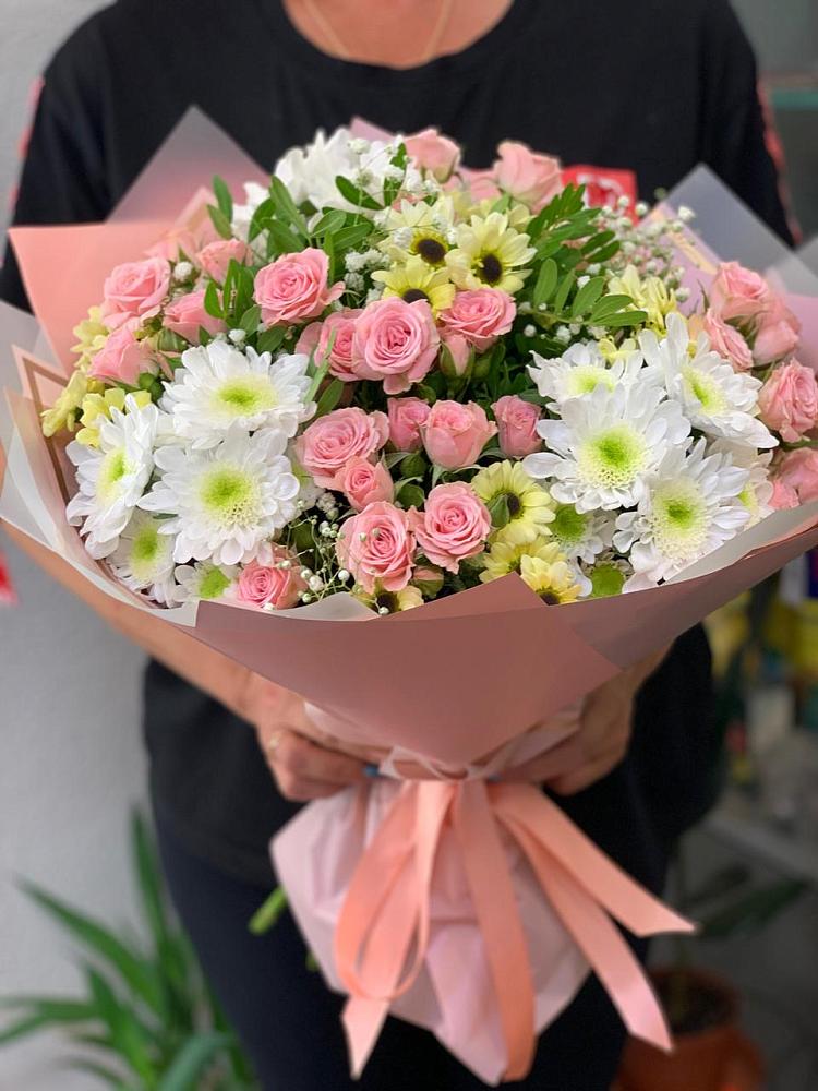 Букет цветов из: Розы и Хризантемы в Васильево