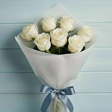 Букет 7 Белых роз Эдлесс Лав в Васильево