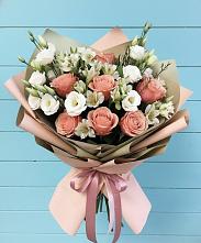 Букет цветов из:  Розы, Альстромерии и Лизиантусы в Васильево