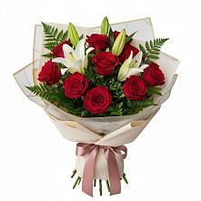 Букет цветов из:  Лилии и Розы в Васильево
