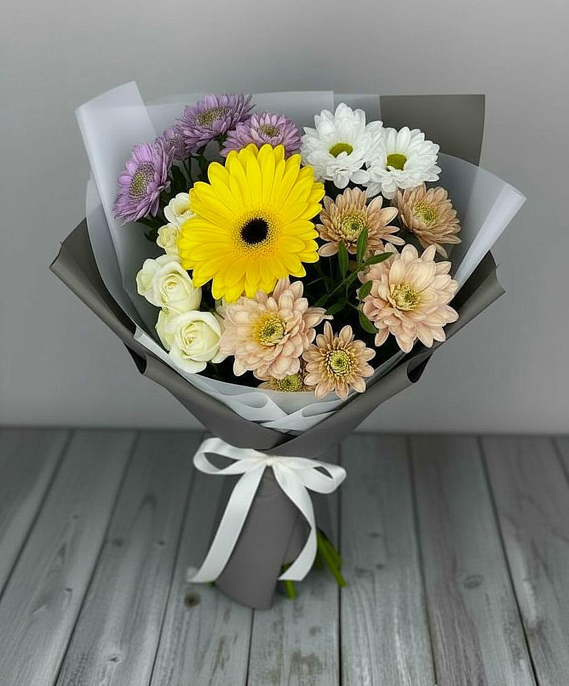 Букет цветов из: Розы, Герберы и Хризантемы в Васильево