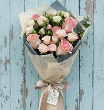 Букет цветов из:  Розы в Васильево