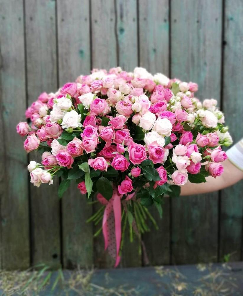 Букет Розовые кустовые розы Натали и Лав Лидия в Васильево