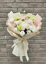 Букет цветов из:  Гвоздики, Розы, Лизиантусы и Хризантемы в Васильево
