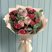 Букет цветов из:  Гвоздики и Розы в Васильево