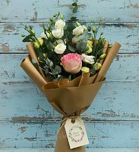 Букет цветов из:  Розы и Лизиантусы #REPLACE_PRED# Васильево