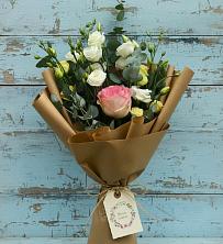 Букет цветов из:  Розы и Лизиантусы в Васильево