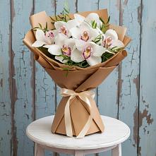 Букет цветов из:  Орхидеи и Розы в Васильево